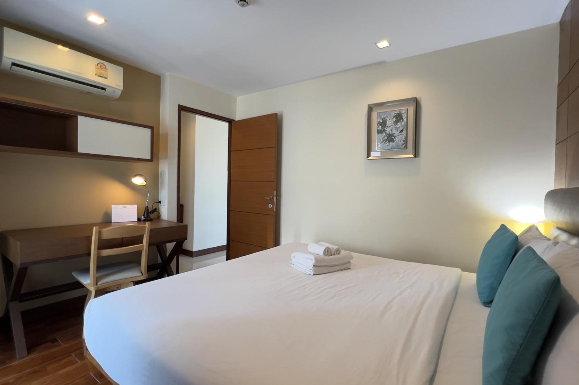 Silom Forest Exclusive Residence Banguecoque Exterior foto